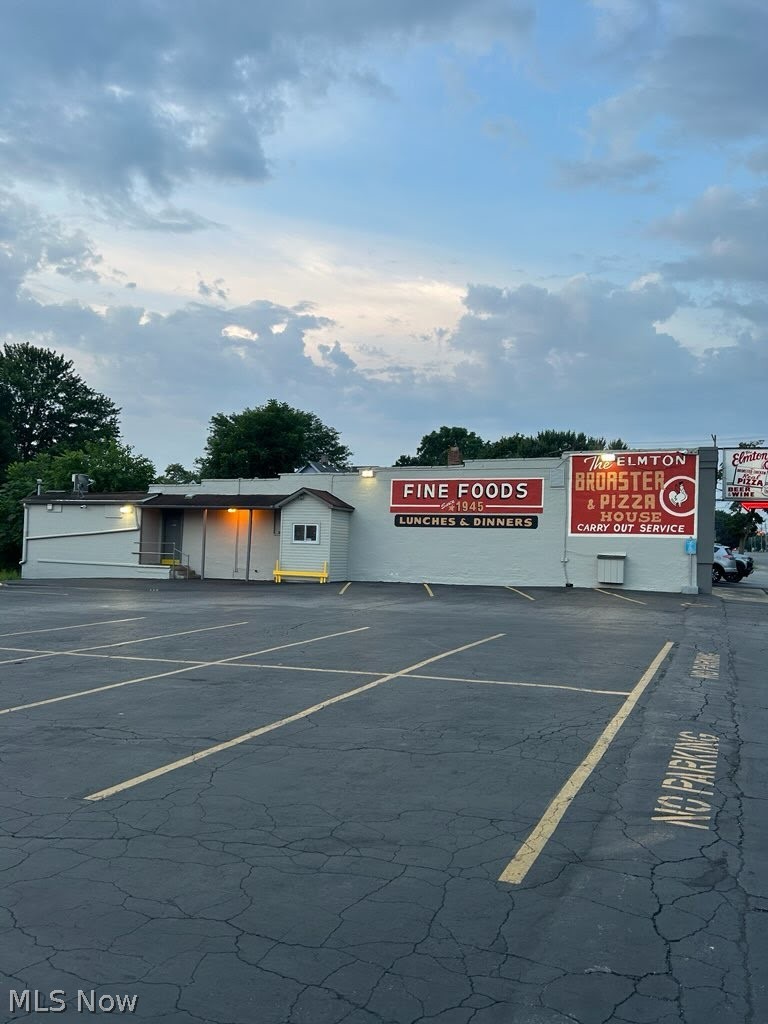584 5th Street Struthers OH 44471