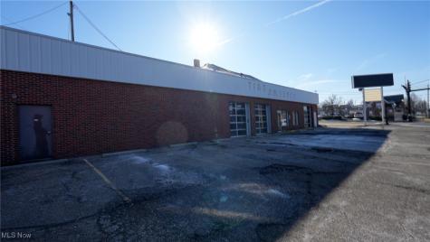 1105 Wheeling Avenue Cambridge OH 43725