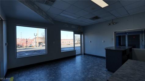 1105 Wheeling Avenue Cambridge OH 43725