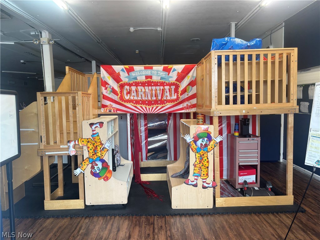 16342 Euclid Avenue East Cleveland OH 44112