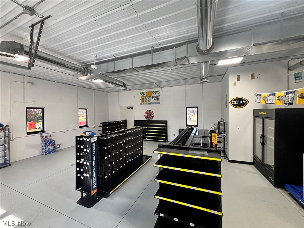 988 Harbor Street Conneaut OH 44030