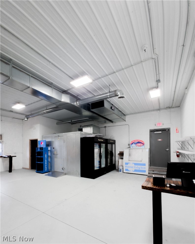988 Harbor Street Conneaut OH 44030