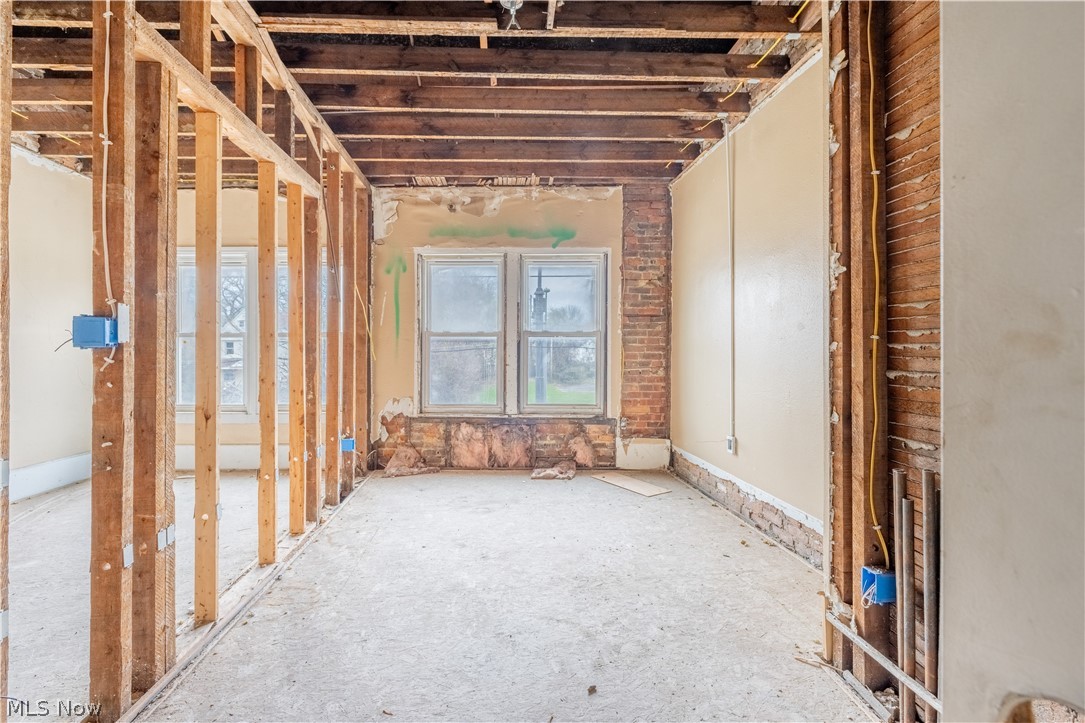 6928 Superior Avenue Cleveland OH 44103