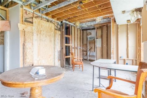 6928 Superior Avenue Cleveland OH 44103