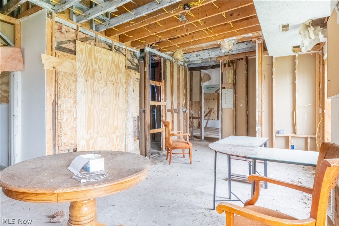 6928 Superior Avenue Cleveland OH 44103