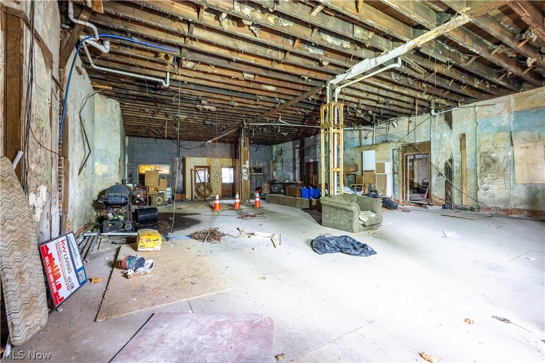 6928 Superior Avenue Cleveland OH 44103