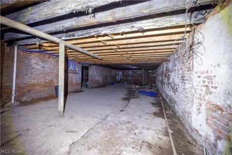 6928 Superior Avenue Cleveland OH 44103