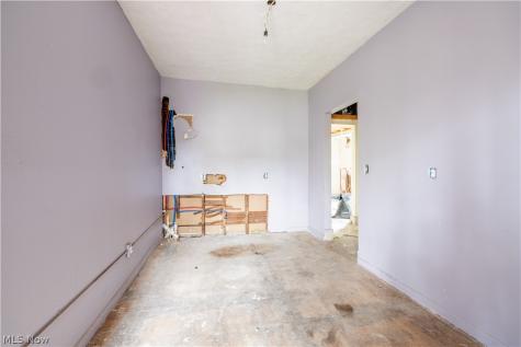 6928 Superior Avenue Cleveland OH 44103