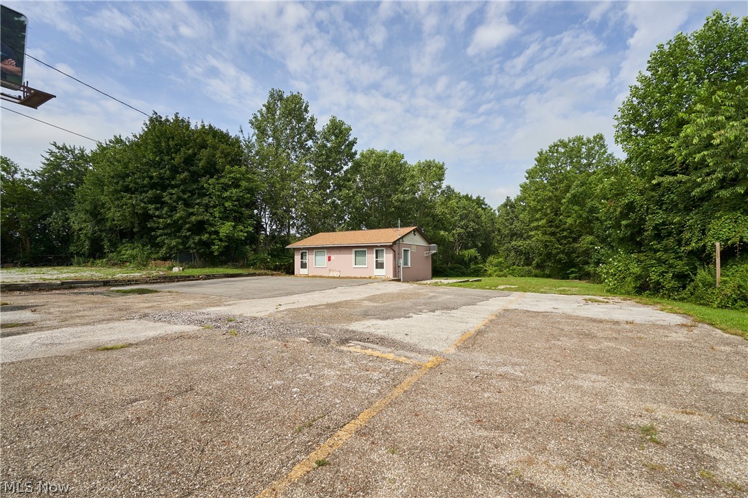 1818 S Arlington Street Akron OH 44306