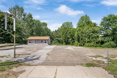 1818 S Arlington Street Akron OH 44306