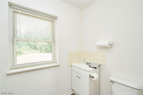 1818 S Arlington Street Akron OH 44306