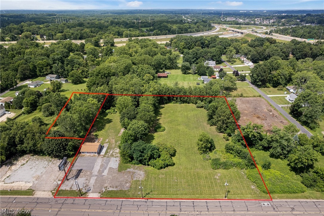 1818 S Arlington Street Akron OH 44306