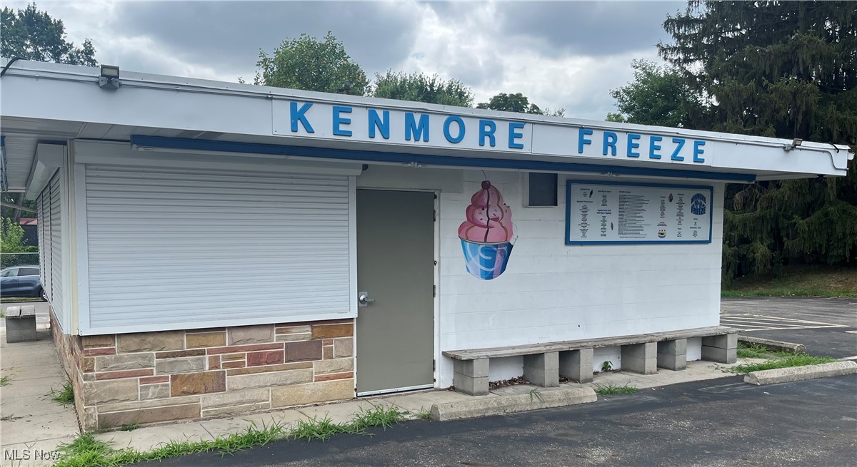 2036 East Avenue Akron OH 44314