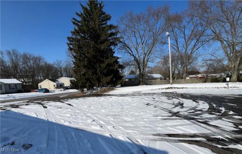 2036 East Avenue Akron OH 44314