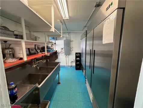 2036 East Avenue Akron OH 44314