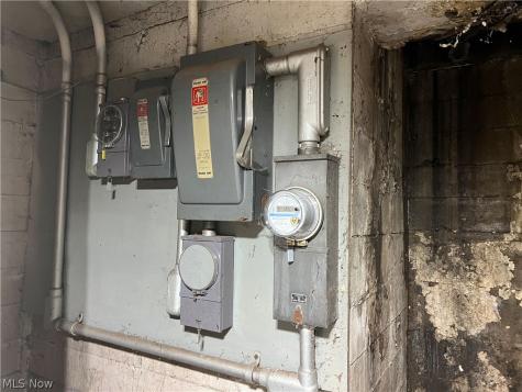 223 Broad Street Conneaut OH 44030