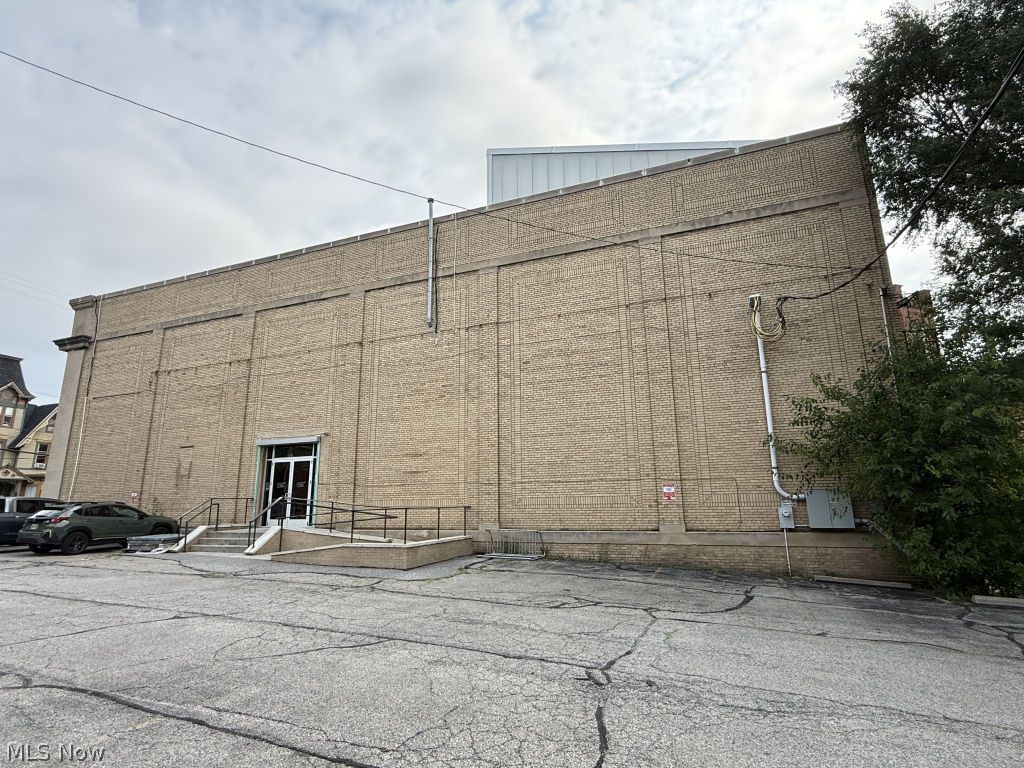 2831 Franklin Boulevard Cleveland OH 44113