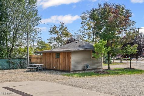 4371 Hickory Ridge Avenue Brunswick OH 44212