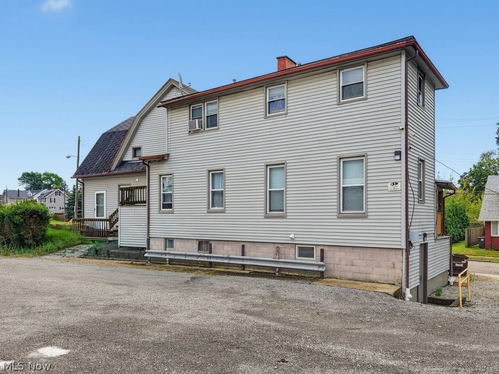 2201 Cleveland Avenue NW Canton OH 44709