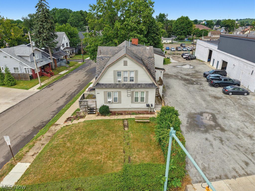 2201 Cleveland Avenue NW Canton OH 44709
