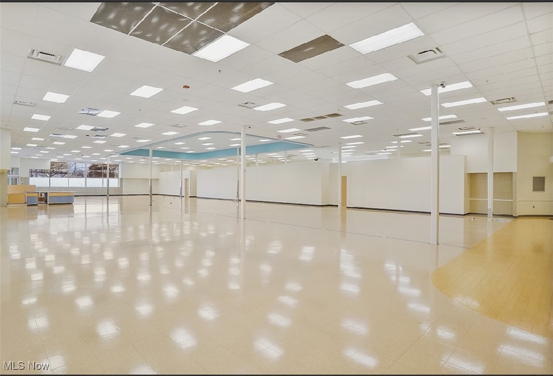 475 E 185th Cleveland OH 44119