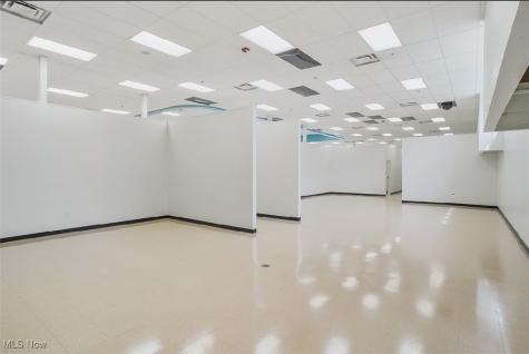 475 E 185th Cleveland OH 44119