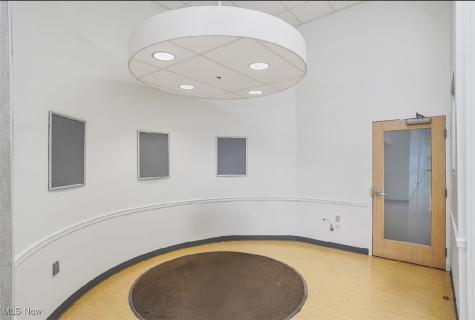 475 E 185th Cleveland OH 44119