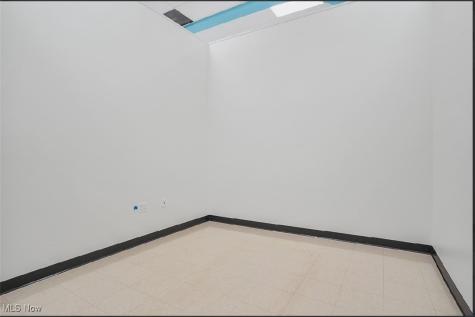 475 E 185th Cleveland OH 44119