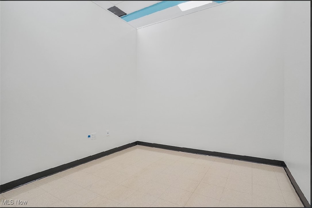 475 E 185th Cleveland OH 44119