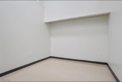 475 E 185th Cleveland OH 44119