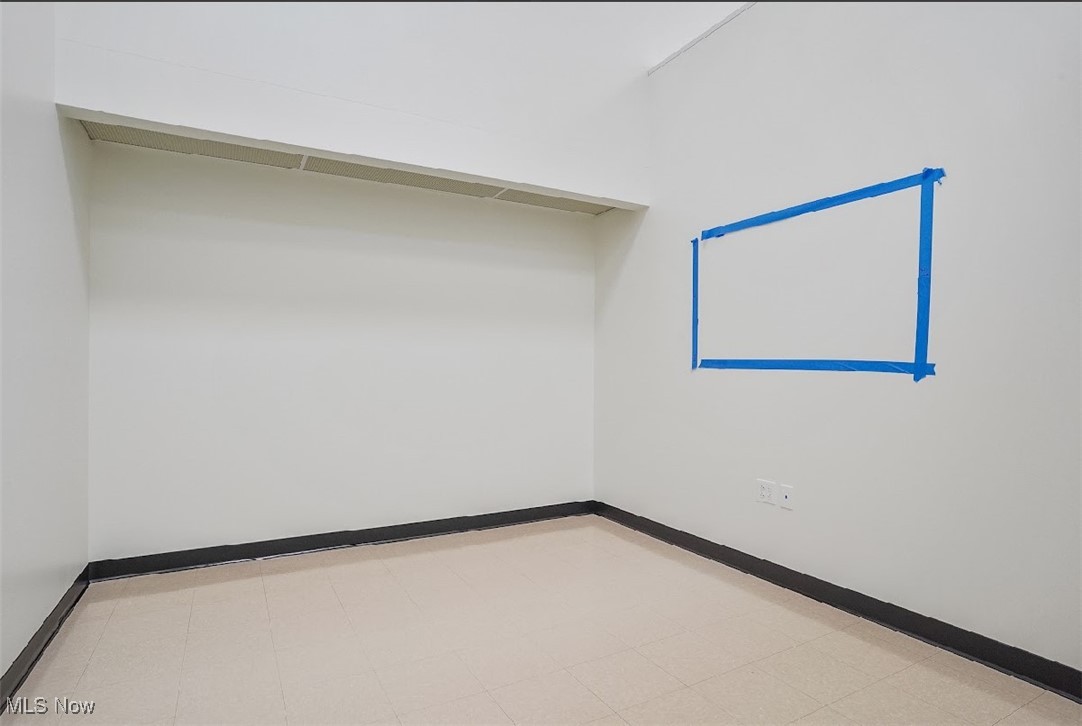 475 E 185th Cleveland OH 44119