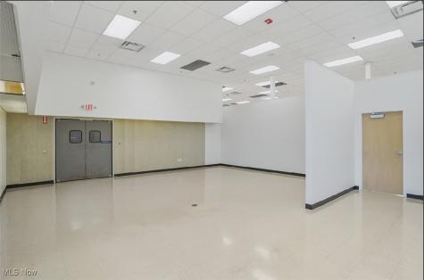 475 E 185th Cleveland OH 44119