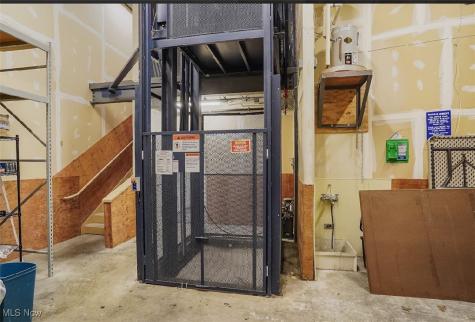 475 E 185th Cleveland OH 44119