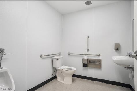 475 E 185th Cleveland OH 44119