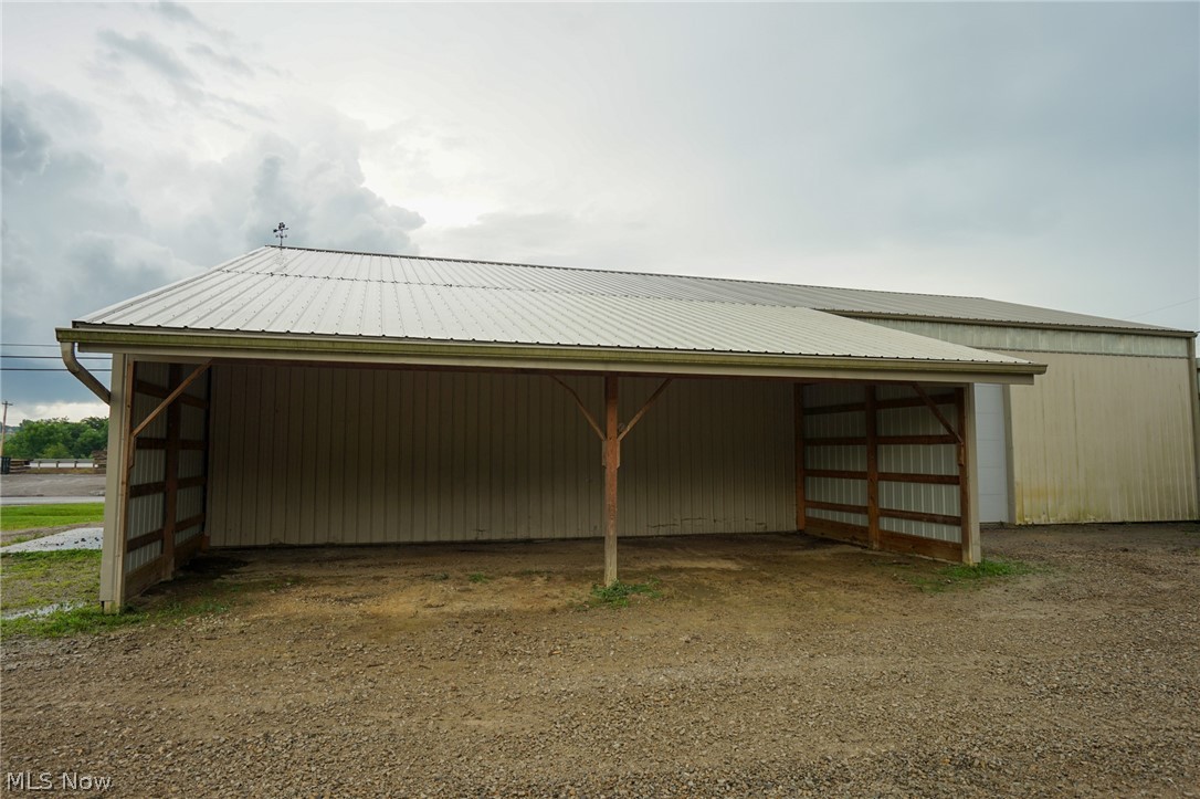 12955 N Pike Road Mount Perry OH 43762