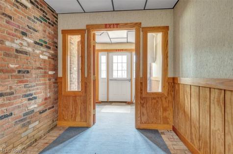 7958 Broadview Road Broadview Heights OH 44147