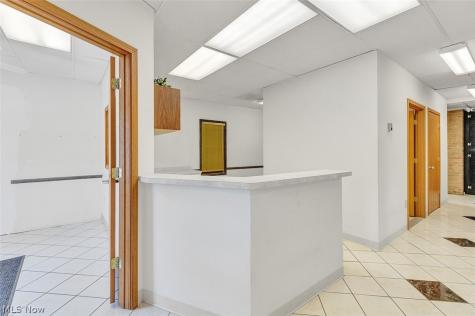 7958 Broadview Road Broadview Heights OH 44147