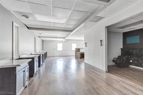 7958 Broadview Road Broadview Heights OH 44147
