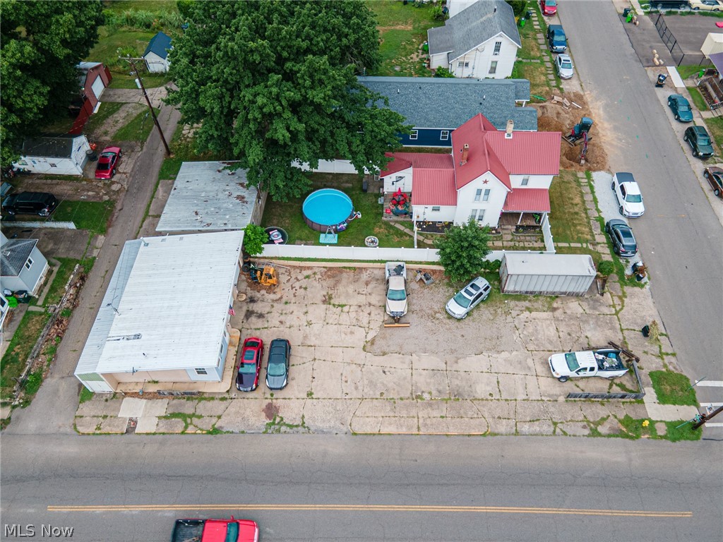 517 S 7th Street Coshocton OH 43812