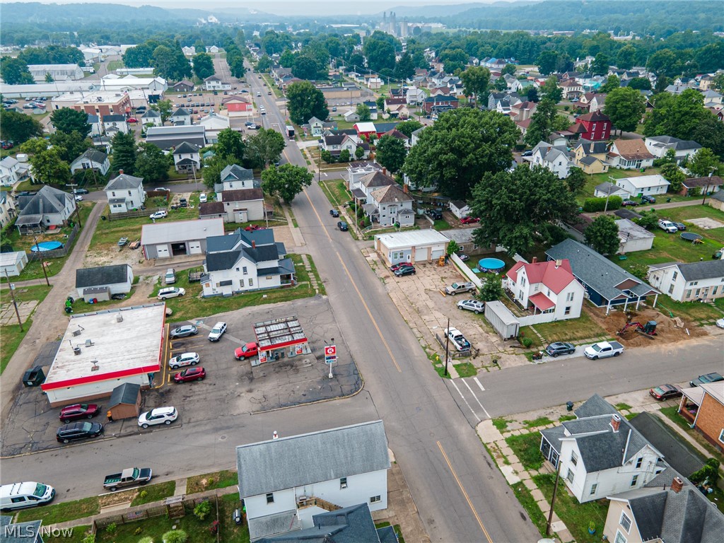 517 S 7th Street Coshocton OH 43812