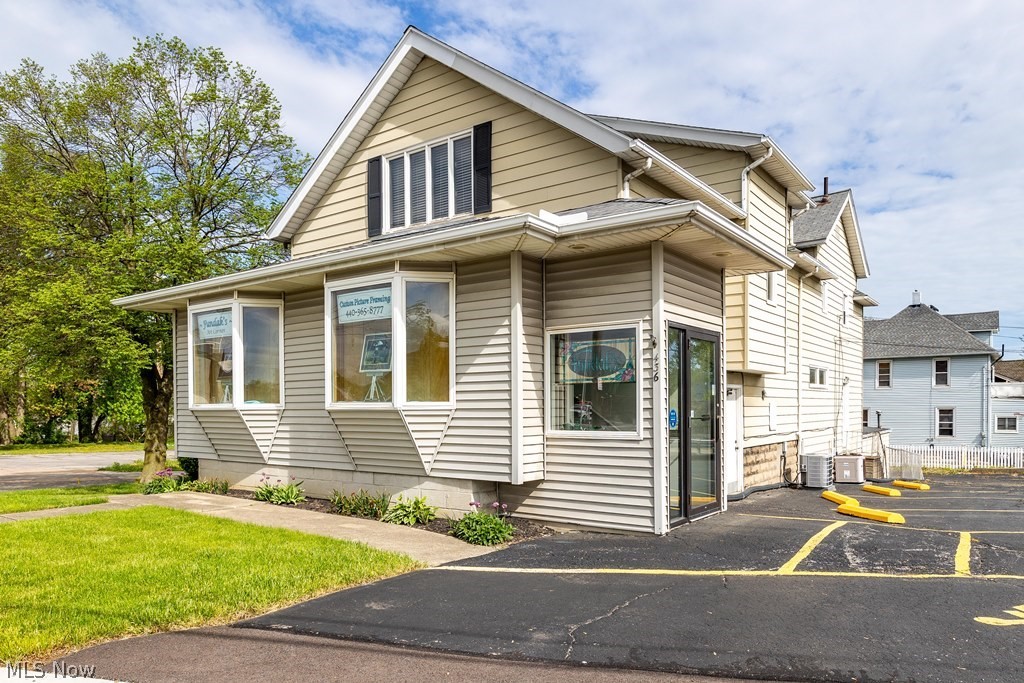 436 Cleveland Street Elyria OH 44035