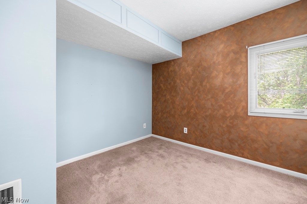 436 Cleveland Street Elyria OH 44035