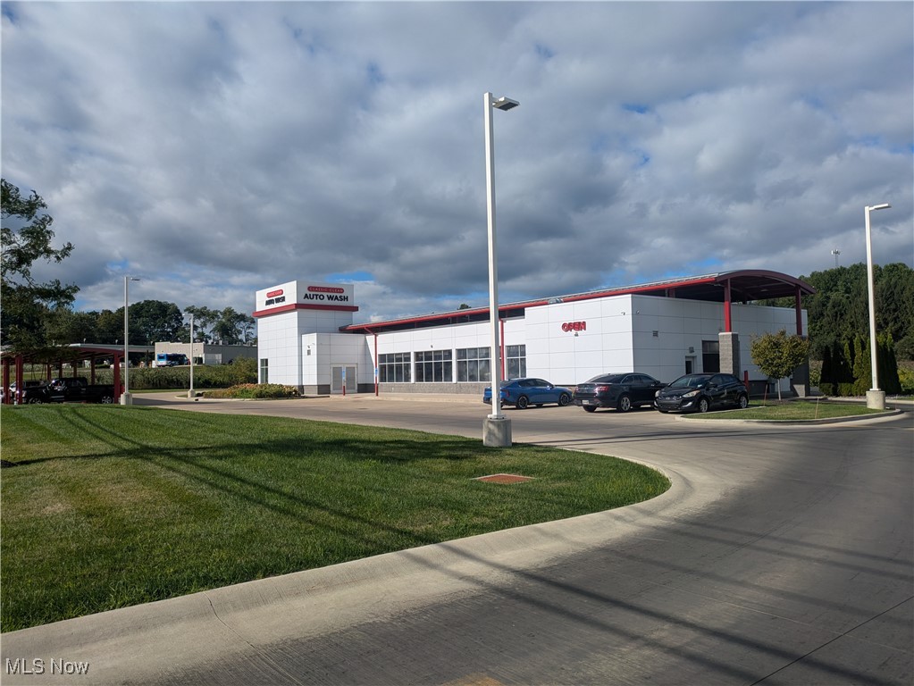 2606 Green Road Madison OH 44057