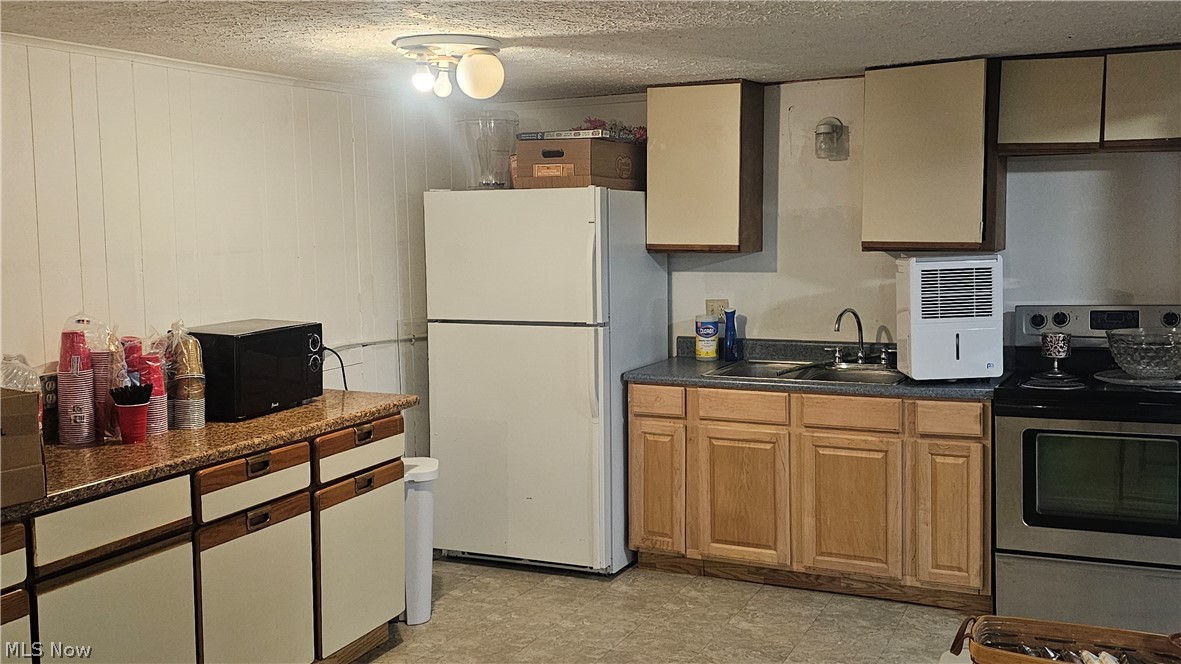 48443 Russia Road Amherst OH 44001