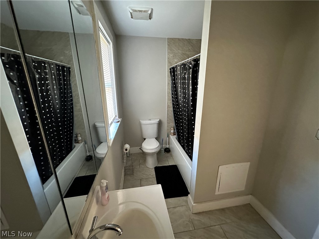 11239 Superior Avenue Cleveland OH 44106
