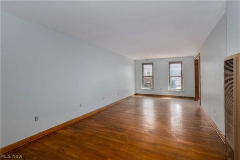 212 N Market Street Minerva OH 44657