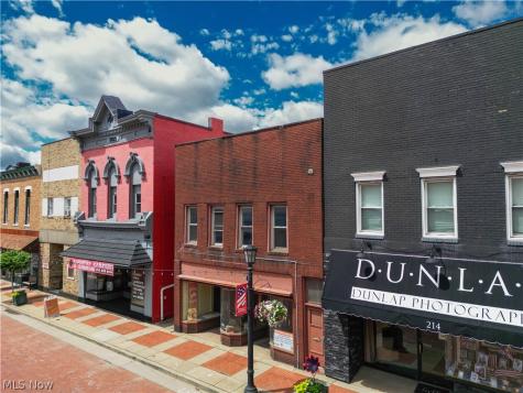 212 N Market Street Minerva OH 44657