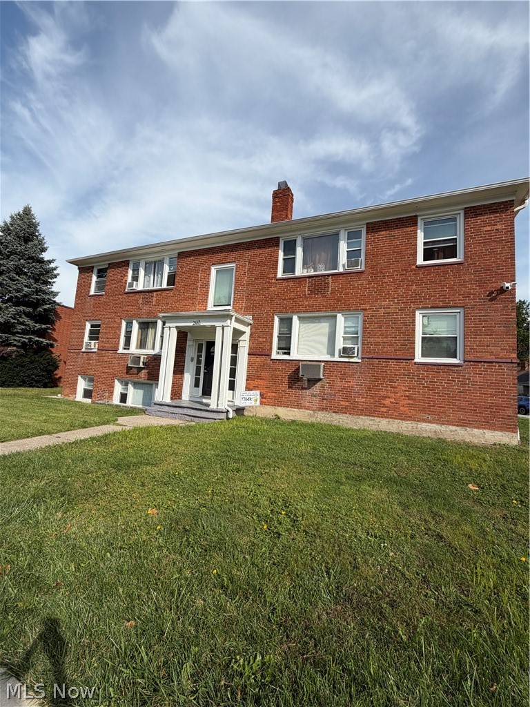 2443 Noble Road Cleveland Heights OH 44121