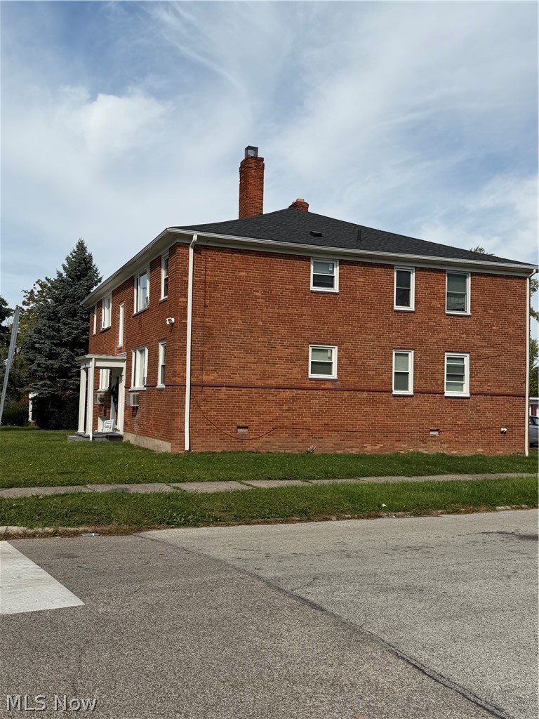 2443 Noble Road Cleveland Heights OH 44121