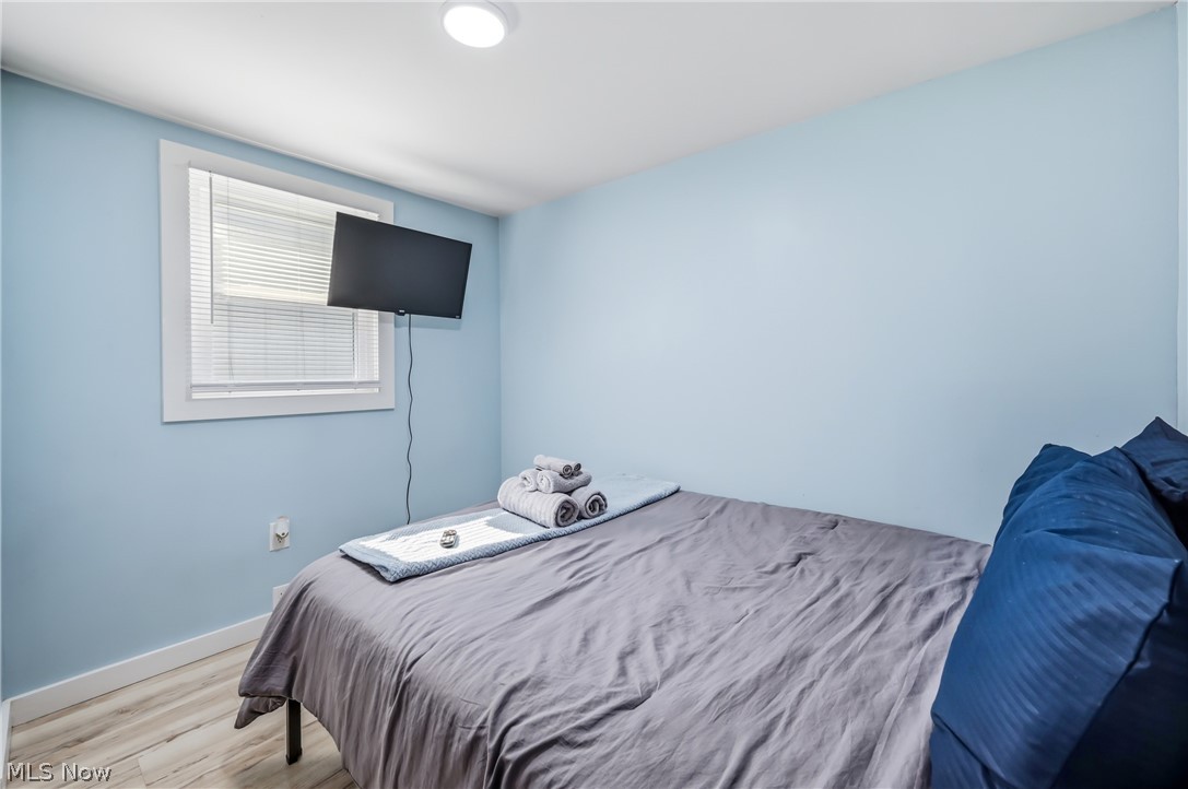 5214 Old Lake Road Geneva OH 44041